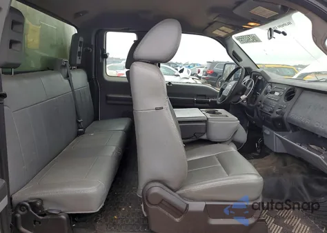 2011 Ford F250 Super Duty z USA, uszkodzony, nr VIN 1FT7X2AT6BED09346